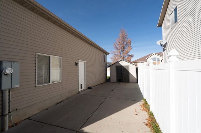 178 W 1750 N, North Ogden, UT 84414
