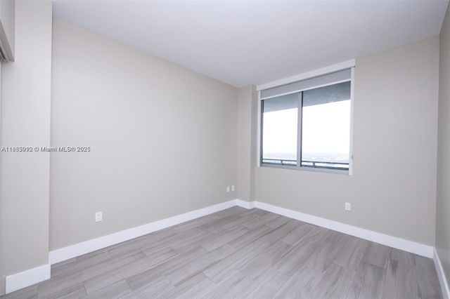 16385 Biscayne Blvd 2616, North Miami Beach, FL 33160