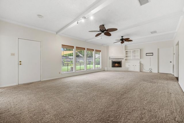 1307 Creek Hollow Drive, Seabrook, TX 77586