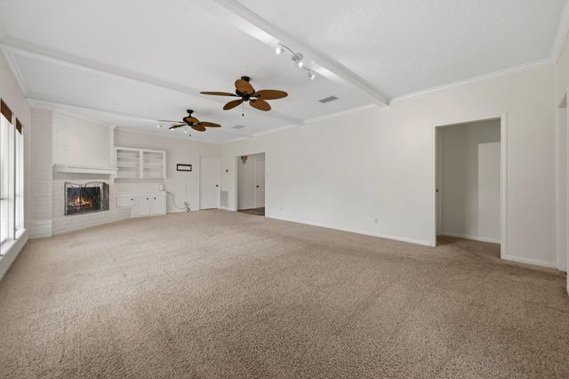 1307 Creek Hollow Drive, Seabrook, TX 77586