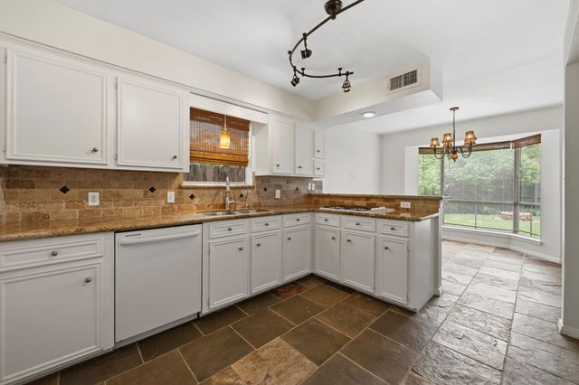 1307 Creek Hollow Drive, Seabrook, TX 77586
