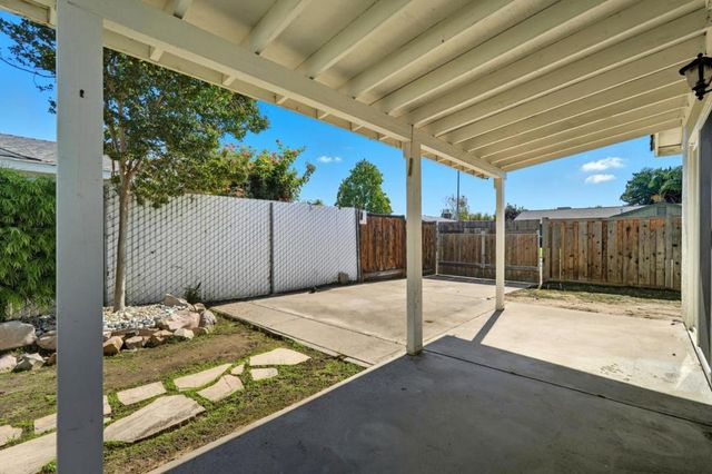 2016 Westboro Lane, Manteca, CA 95336