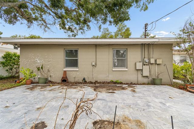 621 E DAVIS BOULEVARD, Tampa, FL 33606