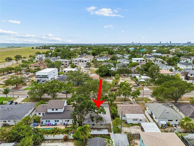 621 E DAVIS BOULEVARD, Tampa, FL 33606