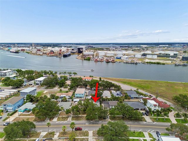 621 E DAVIS BOULEVARD, Tampa, FL 33606