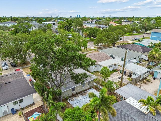 621 E DAVIS BOULEVARD, Tampa, FL 33606