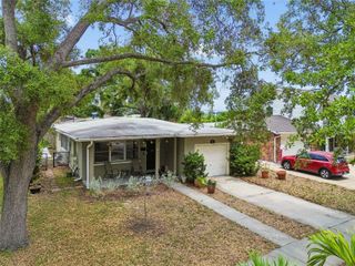 621 E DAVIS BOULEVARD, Tampa, FL 33606