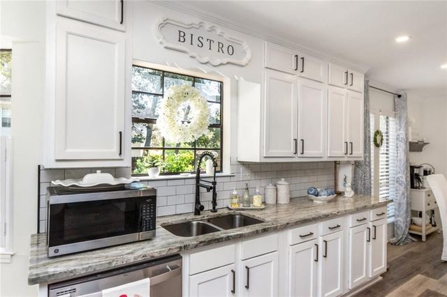 815 Mcneil Avenue, Mobile, AL 36609