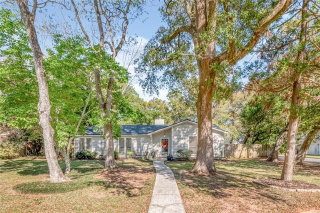 815 Mcneil Avenue, Mobile, AL 36609