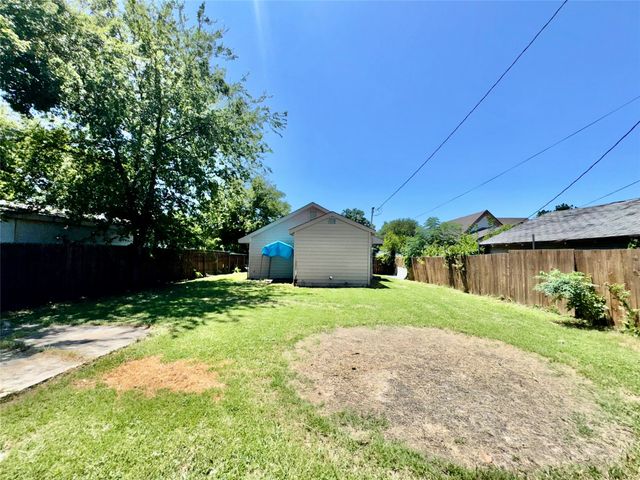 1315 Arlington Avenue, Fort Worth, TX 76104