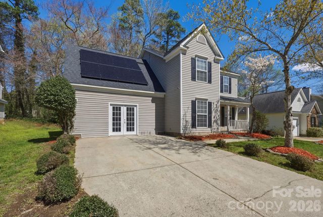 10122 Northwoods Forest Drive, Charlotte, NC 28214