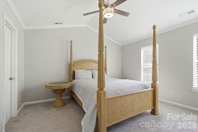 10122 Northwoods Forest Drive, Charlotte, NC 28214