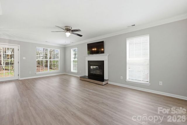 10122 Northwoods Forest Drive, Charlotte, NC 28214