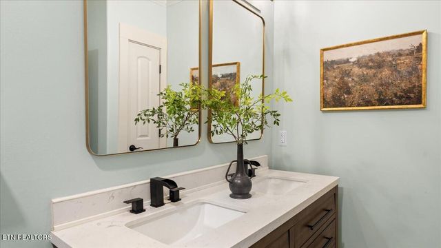 1304 Collier Ridge Lane, Powell, TN 37849