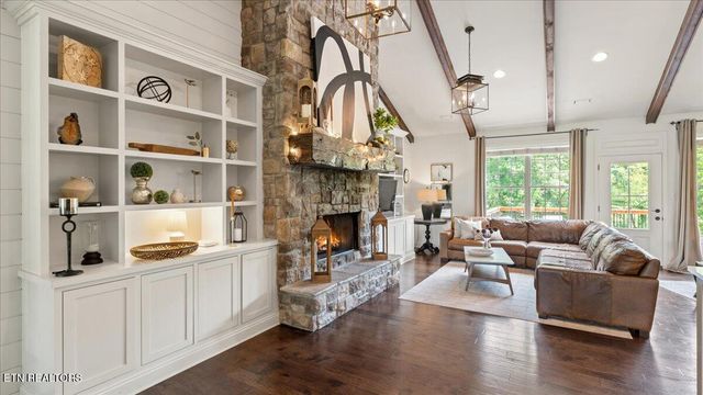 1304 Collier Ridge Lane, Powell, TN 37849