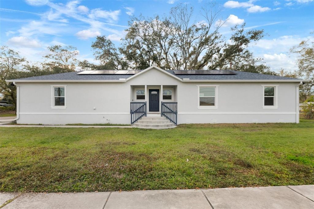 902 W ALSOBROOK STREET, Plant City, FL 33563