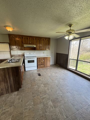 1118 Noah Reeves Rd, Ashland City, TN 37015