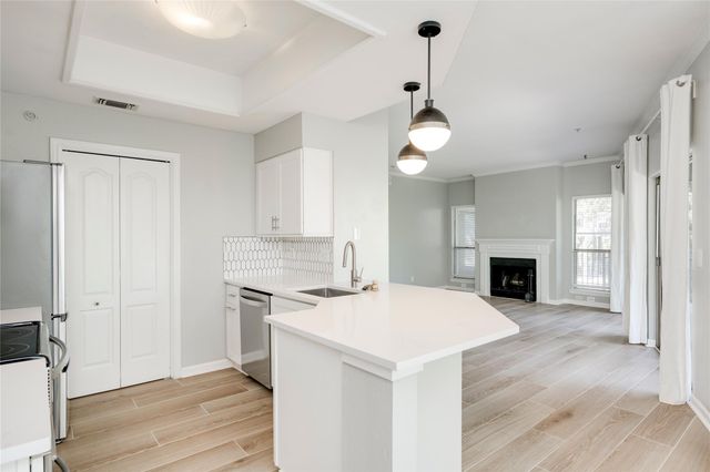 6000 Shepherd Mountain CV 601, Austin, TX 78730