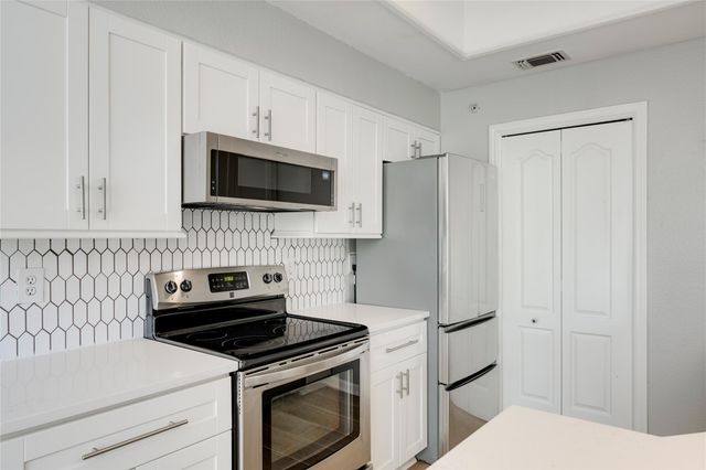 6000 Shepherd Mountain CV 601, Austin, TX 78730