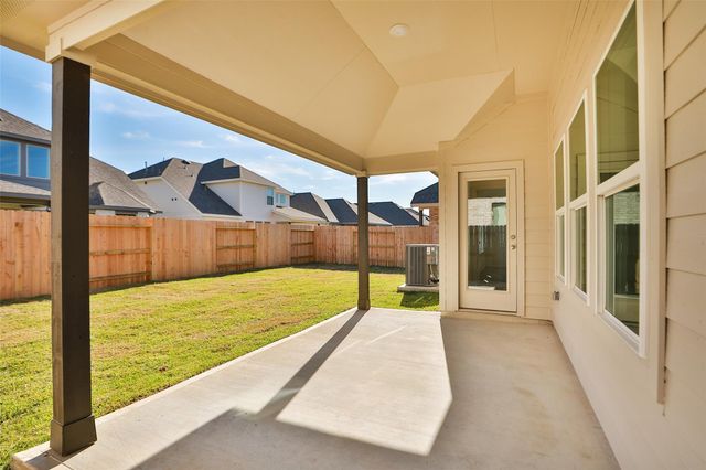 2127 Villa Flora Lane, Friendswood, TX 77546