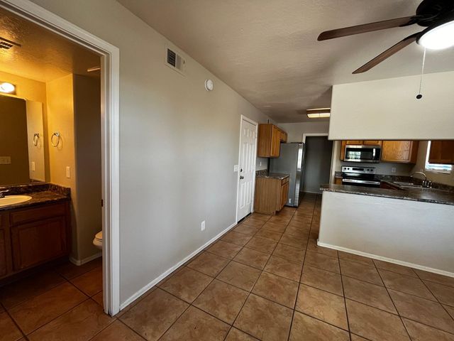 8802 E University Drive Unit 27, Mesa, AZ 85207