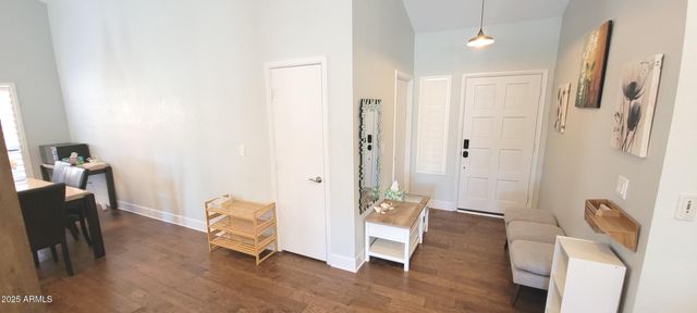 7203 W McRae Way, Glendale, AZ 85308