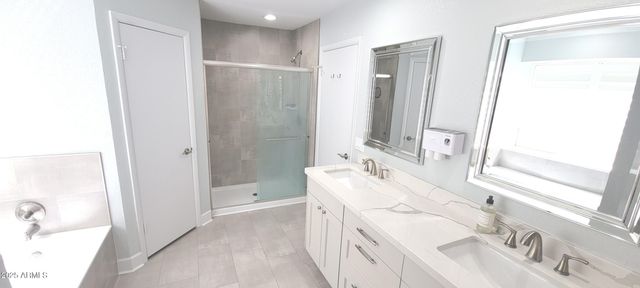 7203 W McRae Way, Glendale, AZ 85308