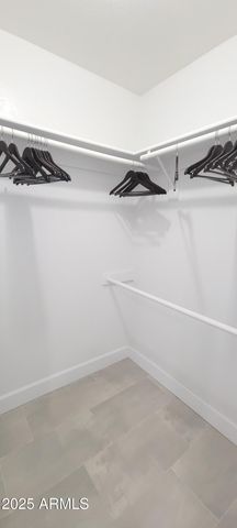 7203 W McRae Way, Glendale, AZ 85308