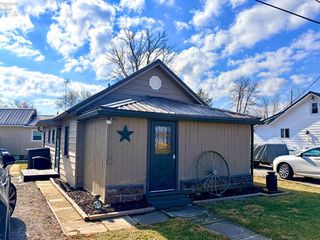 2937 County Road 206, Fremont, OH 43420