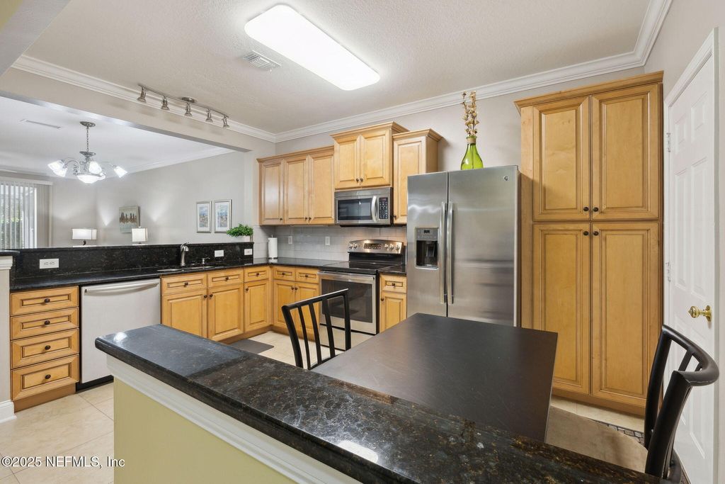 7990 BAYMEADOWS Road E, 2107, Jacksonville, FL 32256