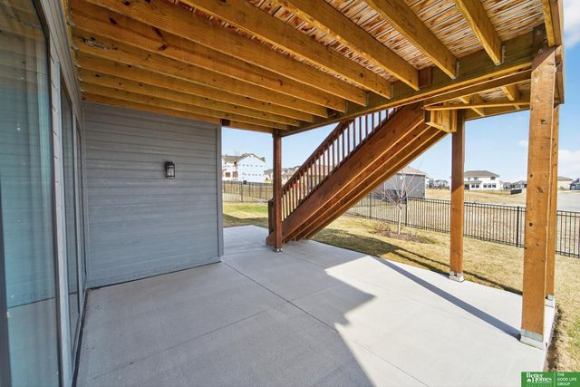 16962 Cora Street, Bennington, NE 68007