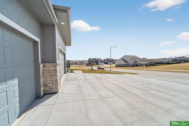 16962 Cora Street, Bennington, NE 68007