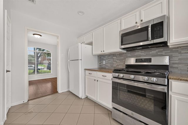 5715 Black Canyon Court, Sugar Land, TX 77479