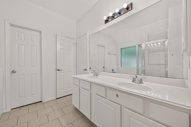 5715 Black Canyon Court, Sugar Land, TX 77479