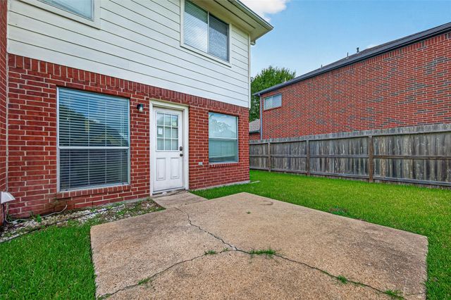5715 Black Canyon Court, Sugar Land, TX 77479