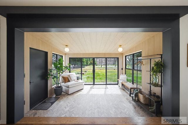 225 Tautphaus Drive, Idaho Falls, ID 83402