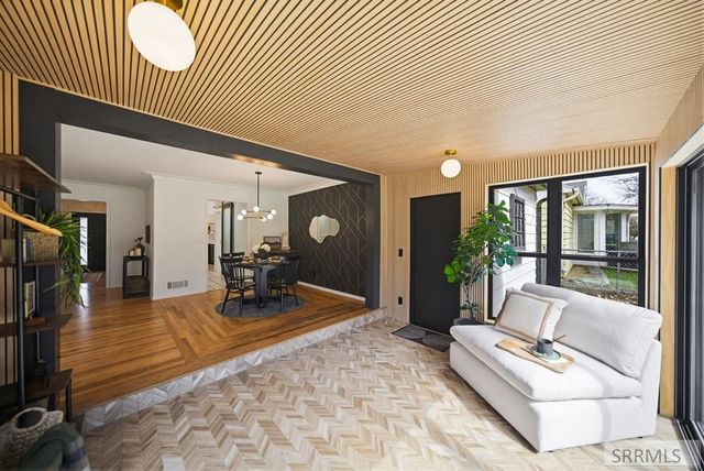 225 Tautphaus Drive, Idaho Falls, ID 83402