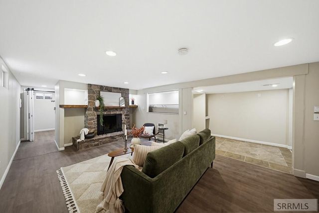 225 Tautphaus Drive, Idaho Falls, ID 83402