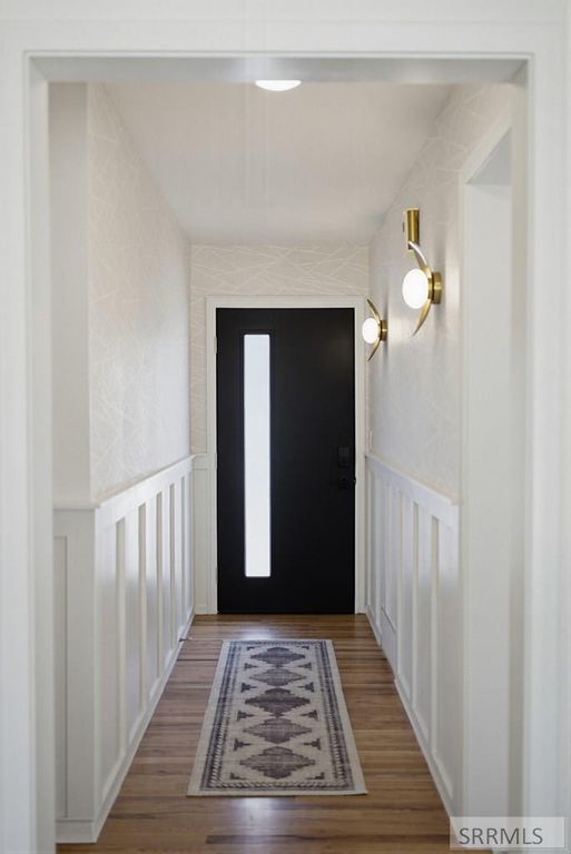 Image 4 of property listing at 225 Tautphaus Drive, Idaho Falls, ID 83402