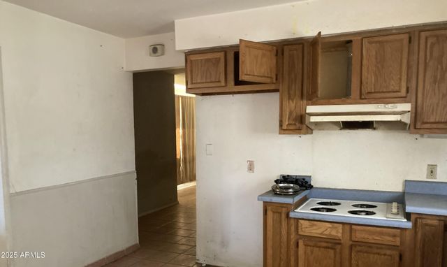 705 W 2ND Place, Mesa, AZ 85201