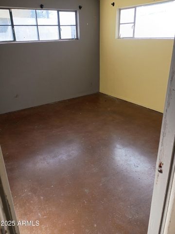 705 W 2ND Place, Mesa, AZ 85201