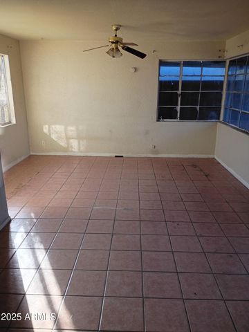 705 W 2ND Place, Mesa, AZ 85201