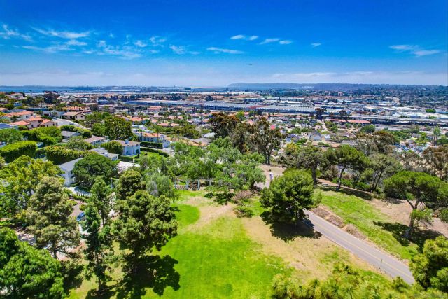 4242 Cosoy Way, San Diego, CA 92103