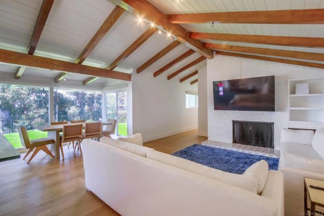 4242 Cosoy Way, San Diego, CA 92103