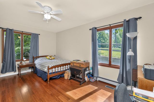 21129 Shore Acres Road, Penn Twp, MI 49031