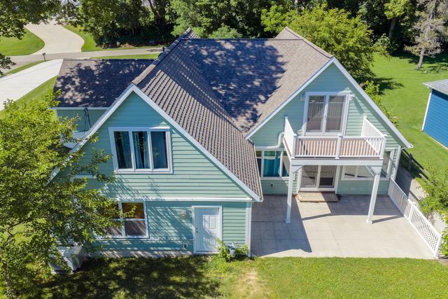 21129 Shore Acres Road, Penn Twp, MI 49031