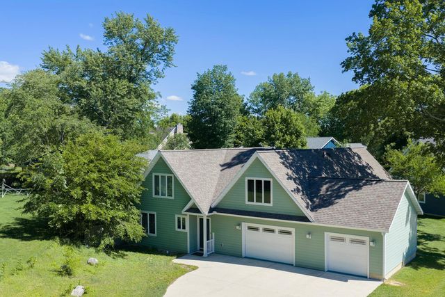 21129 Shore Acres Road, Penn Twp, MI 49031