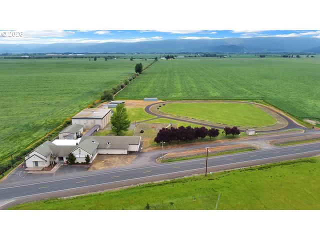 21211 COBURG Rd, Harrisburg, OR 97446