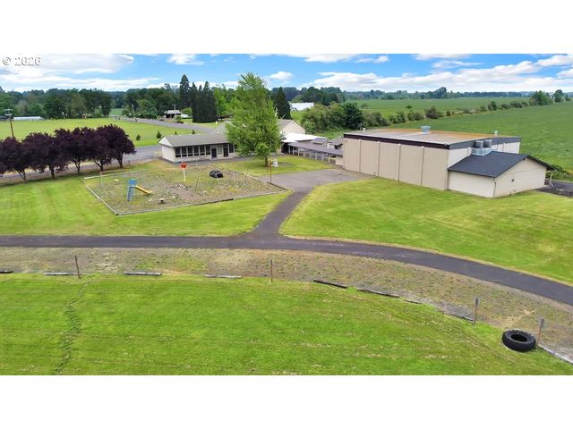 21211 COBURG Rd, Harrisburg, OR 97446