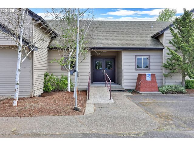 21211 COBURG Rd, Harrisburg, OR 97446